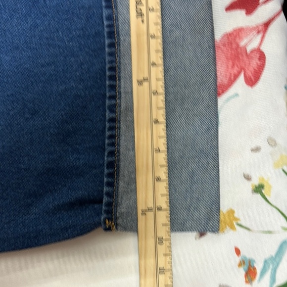 Universal Thread Women's Flare & Wide Leg Jeans - Blue - Picture 7 of 10